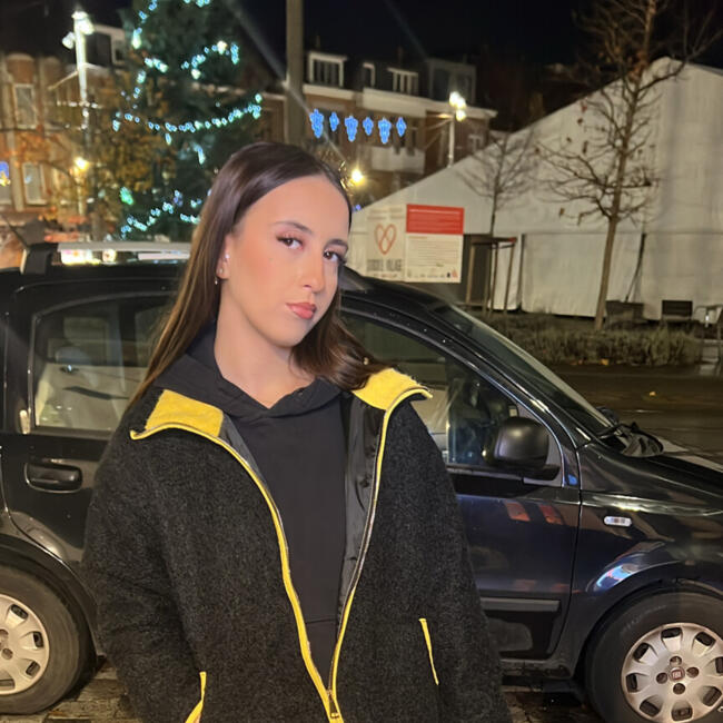 Babysitter in Saint-Josse-ten-Noode/Sint-Joost-ten-Node: Aya