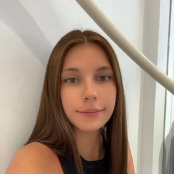 Babysitter in Deauville: Louna