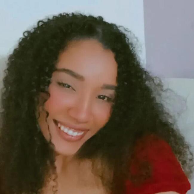 Babysitter in São Luís: Thatielle