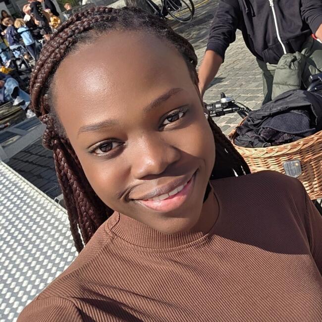 Babysitter in Rotselaar: Joan