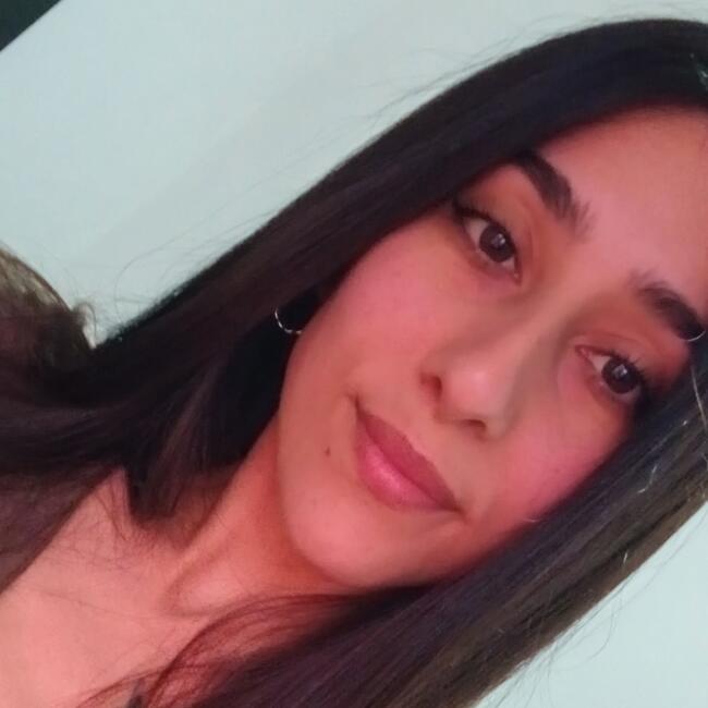 Babysitter in Sauce: Maite