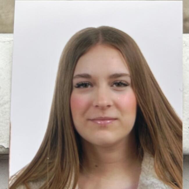 Baby-sitter in Legnano: Giulia