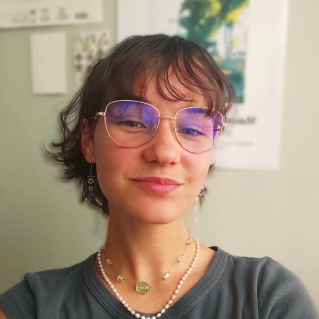 Babysitter in Saint-Martin-d'Hères: Romane