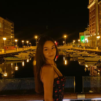 Babysitter a Monfalcone: Valeria