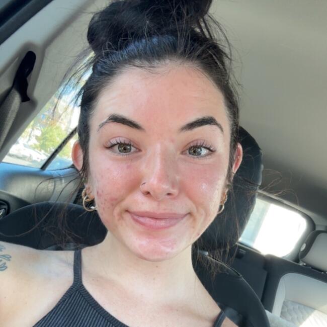 Babysitter in Norco (California): Anna