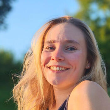 Babysitter in Copponex: Agathe