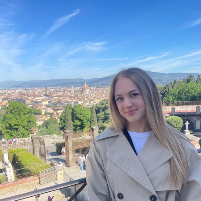 Babysitter in Udine: Anna