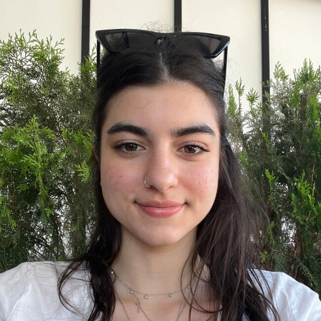 Babysitter in Marousi: Mary