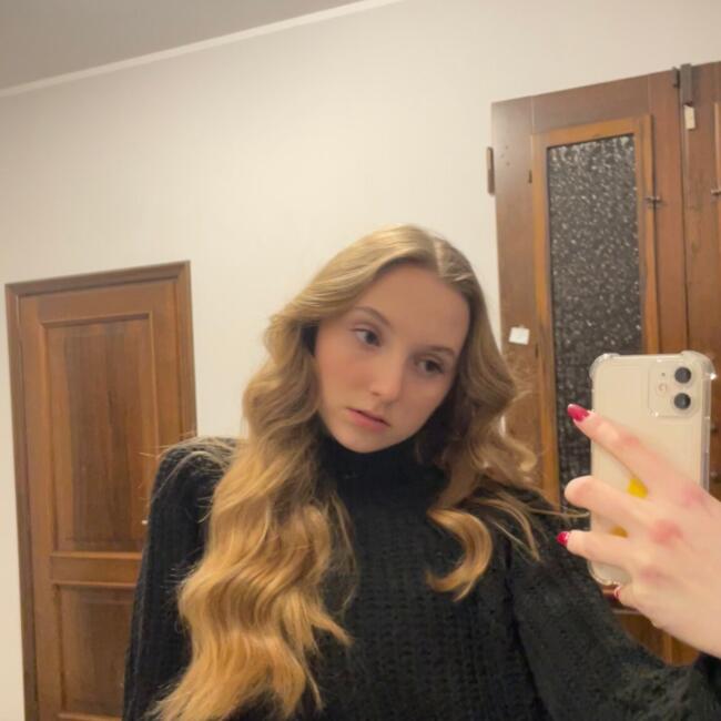 Babysitter in Vignola: Carlotta