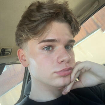 Babysitter Birmingham: Luke