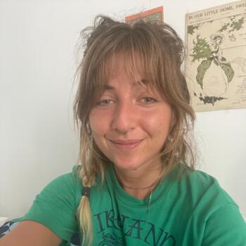 Canguro en Valencia: Olivia