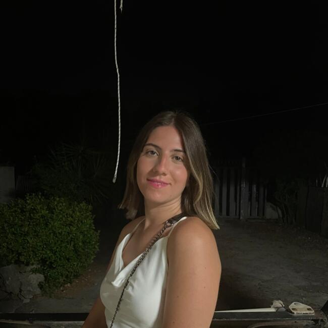 Babysitter a Napoli: Julia