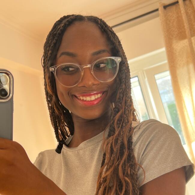 Babysitter in Odivelas: Luiana