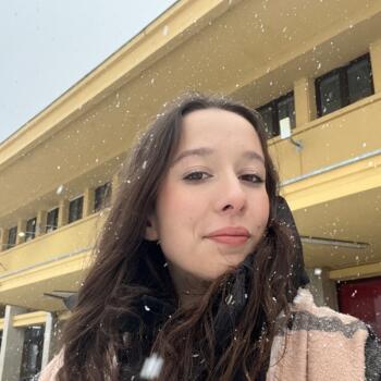 Babysitter in Iași: Adriana