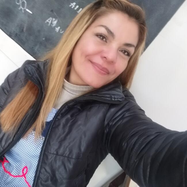 Niñera en Ciudad de San Juan: Ana Romina