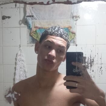 Babá em Arujá: Richard