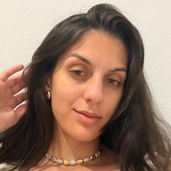 Babysitting job in Presidente Prudente: babysitting job Hadyja