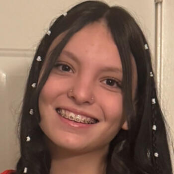 Babysitter in Victorville: Ariana