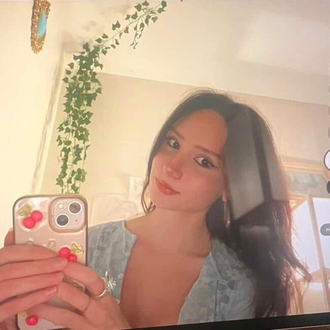 Babysitter in Apremont: Clémence