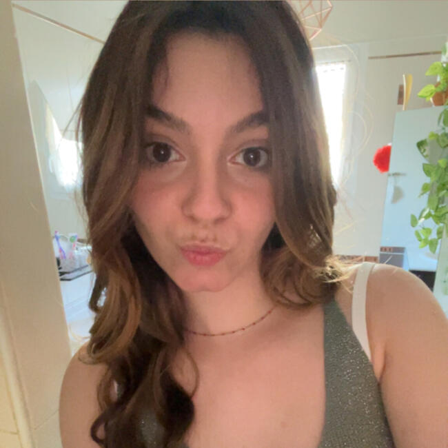 Babysitter in Boulogne-sur-Mer: Lena