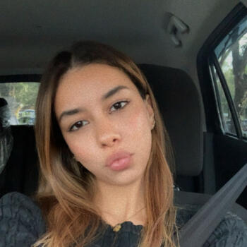 Babysitter Kuala Lumpur: Maria