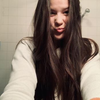 Babysitter Vorselaar: Kiara