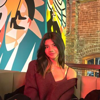 Baby-sitter in Calgary: Taniya