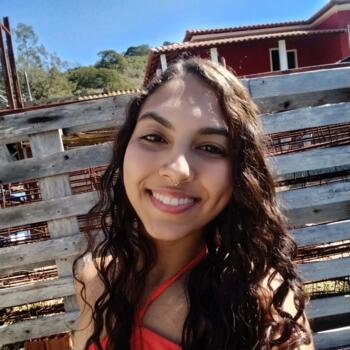 Babysitter in Juiz de Fora: Yasmim