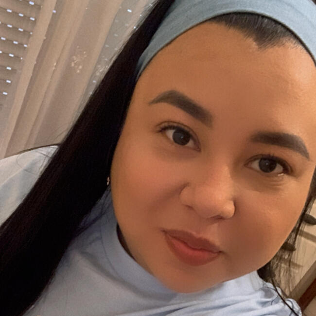 Babysitter in Alicante: Yesenia