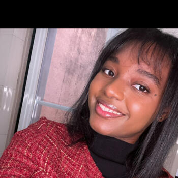 Trabalho de babysitting em Montijo: Trabalho de babysitting Teresa