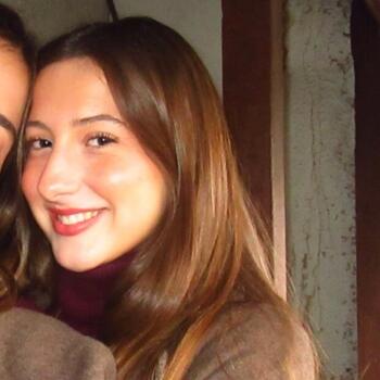 Babysitter em Guimarães: Maria
