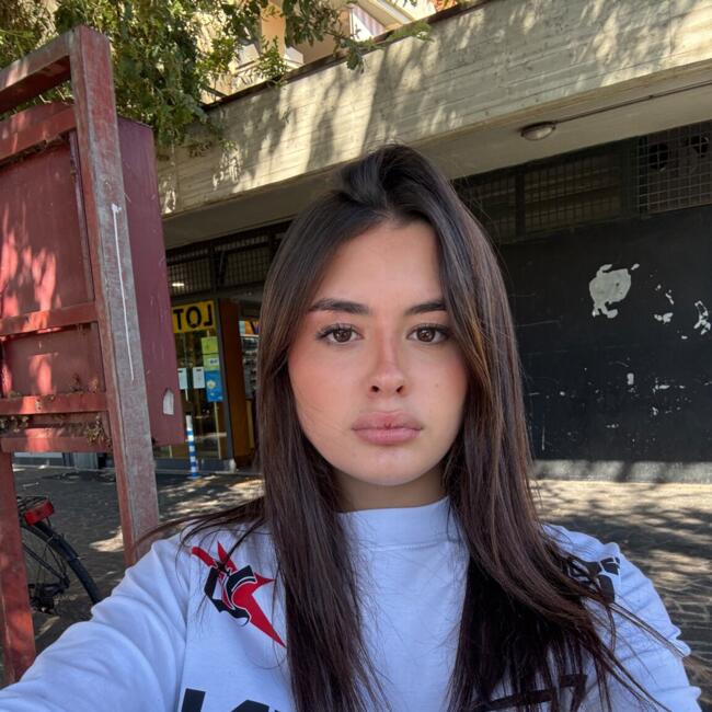 Babysitter in Gżira: Greta
