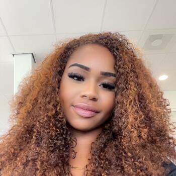 Babysitter Zwijndrecht: Elysha