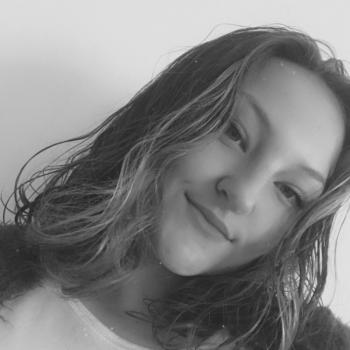 Baby-sitter in Hénin-Beaumont: Sarah