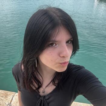 Babysitter in Alicante: Angela