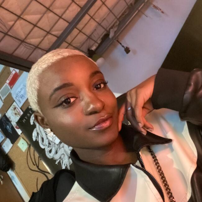 Babysitter em Odivelas: Áurea