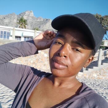 Babysitter in Cape Town: Valerie