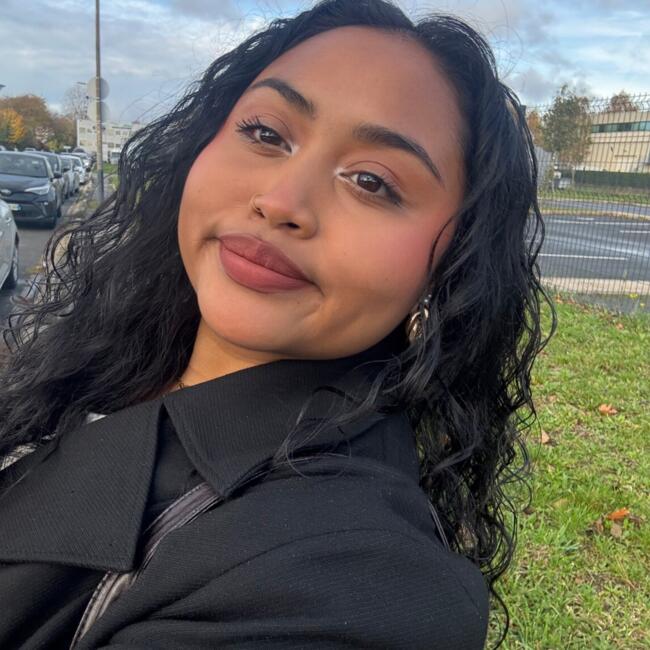 Babysitter in Bures-sur-Yvette: Grâce