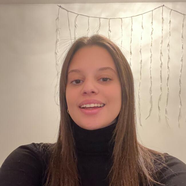 Babysitter in Montpellier: Samara