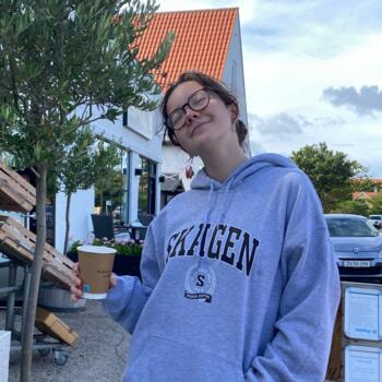 Babysitter in Pessac: Clara