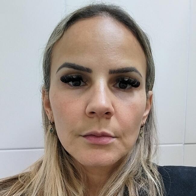 Babysitter in São Paulo: Priscila