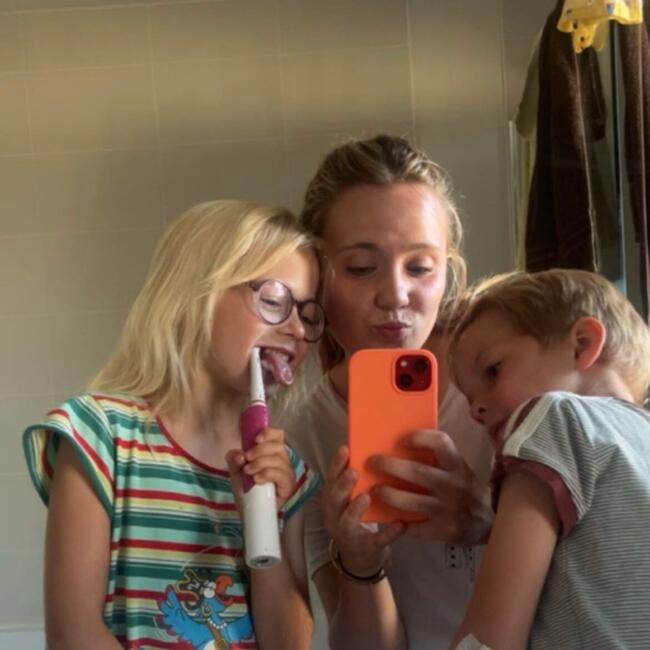 Babysitter in Kortrijk: Elisa