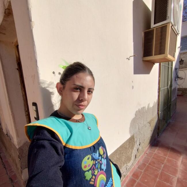 Niñera en Santa Lucía: Lurdes