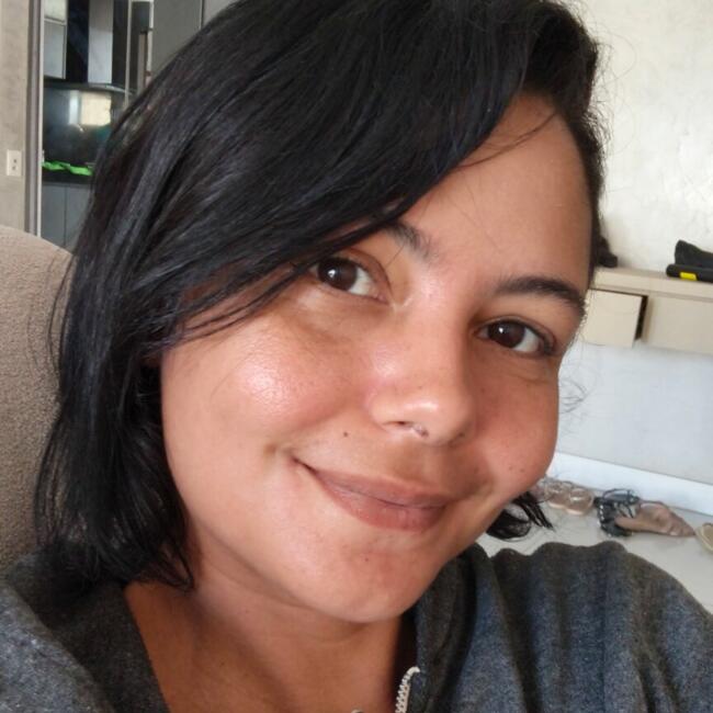Babysitting job in Fortaleza: Nayara
