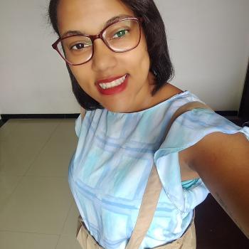 Babá em Salvador: Michele