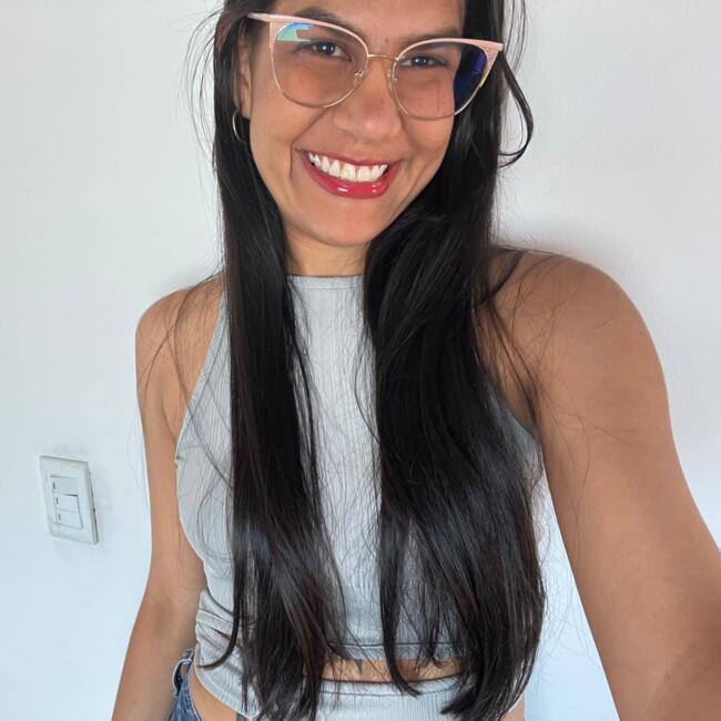 Babysitter in Caldas: Yacsira Stacey