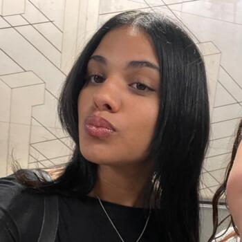 Babysitter in Lisbon: Bianca