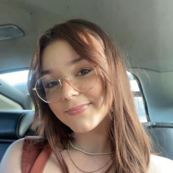 Babysitter in Le Bourget: Chelsea