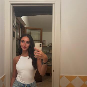 Babysitter in Florence: Lucia