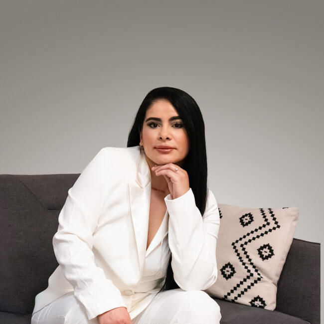 Kalkedon bölgesinde bebek bakıcılığı işi: Rosmery